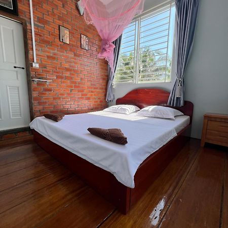 Ing Ing Guesthouse เกาะรงสำลน ภายนอก รูปภาพ