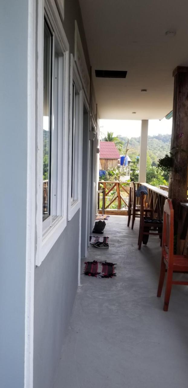 Ing Ing Guesthouse เกาะรงสำลน ภายนอก รูปภาพ